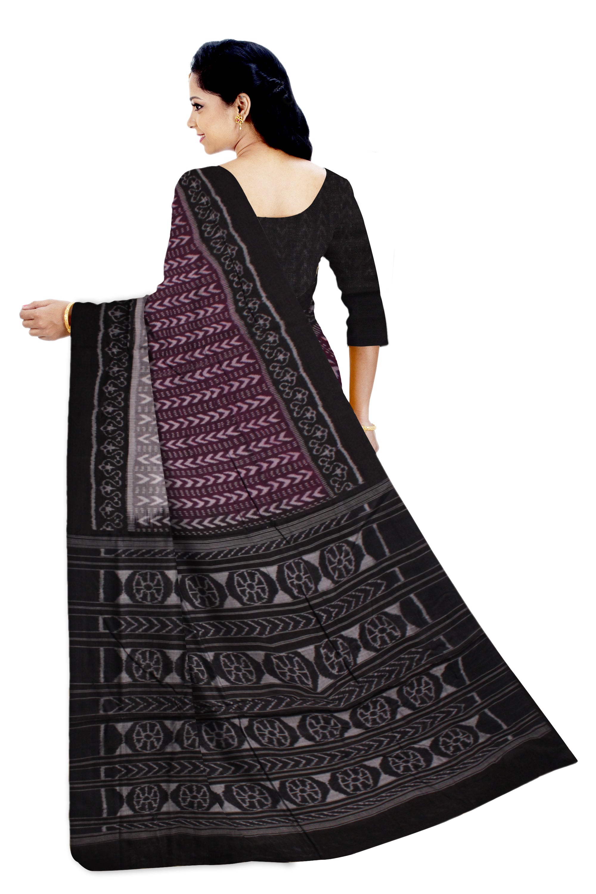 TRADITIONAL SAMBALPURI IKAT PATTERN COTTON SAREE IS GREY,COFFEE AND BLACK COLOR BASE,WITH MATCHING BLOUSE PIECE. - Koshali Arts & Crafts Enterprise